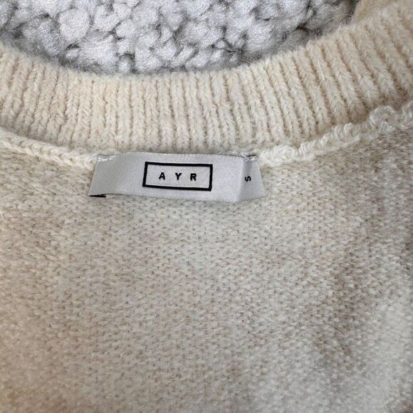 AYR The Cutie BB Sweater V-Neck Ivory - Picture 6 of 14